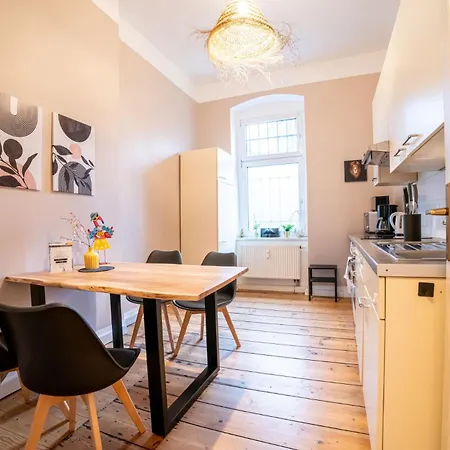 Blue Chili 14 - Flat Wifi In Lichtenberg